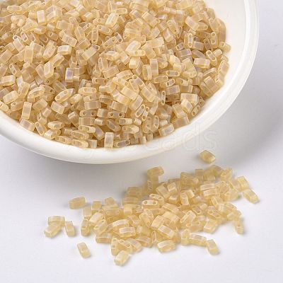 MIYUKI Half TILA Beads X-SEED-J020-HTL132FR-1