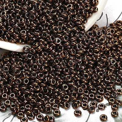 TOHO 8/0 Demi Round Beads SEED-DR08-0224-1