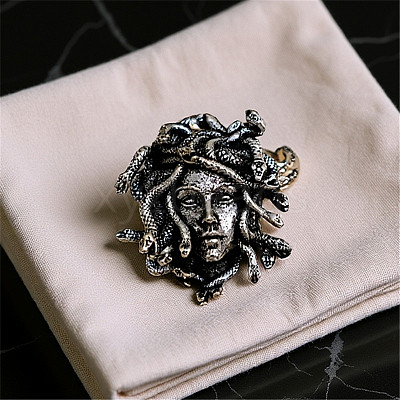 Gothic Medusa Alloy Pendant 201 Stainless Steel Box Chain Necklaces FS-WGFDD49-01-1