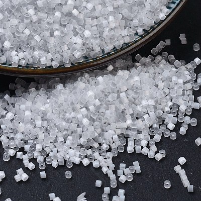 MIYUKI Delica Beads SEED-JP0008-DB0676-1