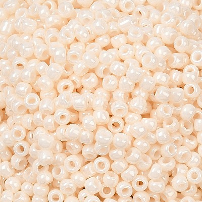 TOHO 8/0 Round Beads SEED-XTR08-0123L-1