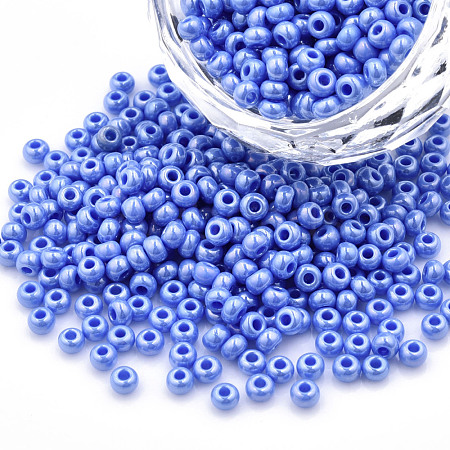 8/0 Czech Opaque Glass Seed Beads SEED-N004-003A-26-1