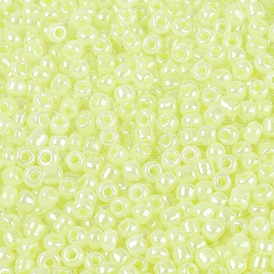 8/0 Glass Seed Beads X1-SEED-A011-3mm-152-1